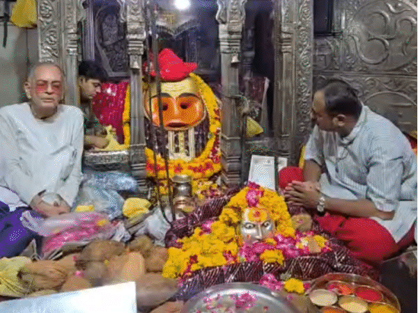 उज्जैन के कालभैरव मंदिर में अब VIP दर्शन व्यवस्था:500 रुपए देकर सीधे गर्भगृह तक पहुंच सकेंगे श्रद्धालु; मंदिर के बाहर मिलेगा टिकट | ACTPnews