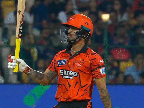 आज RCB-SRH का मुकाबला:हैदराबाद के पास टॉप-2 में पहुंचने का आखिरी मौका, बड़े अंतर से चाहिए जीत; इस सीजन ईशान ने बनाए 5 अर्धशतक | ACTPnews