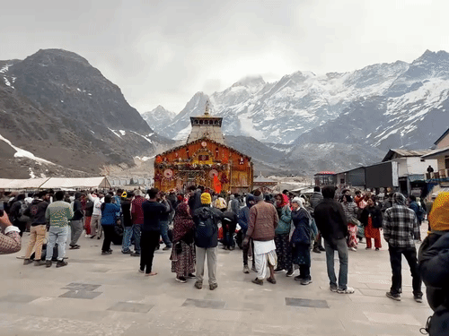चारधाम यात्रा 2026- 105 श्रद्धालुओं की मौत:गर्मी बढ़ने से 14 दिन में 65 की जान गई; केदारनाथ में सबसे ज्यादा 50 मौतें