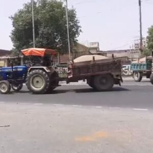 सुप्रीम कोर्ट की फटकार बेअसर, चंबल में रेत माफिया एक्टिव:थानों और SAF चेकपोस्ट के सामने से गुजर रही ट्रैक्टर-ट्रॉलियां; देखें वीडियो | ACTPnews
