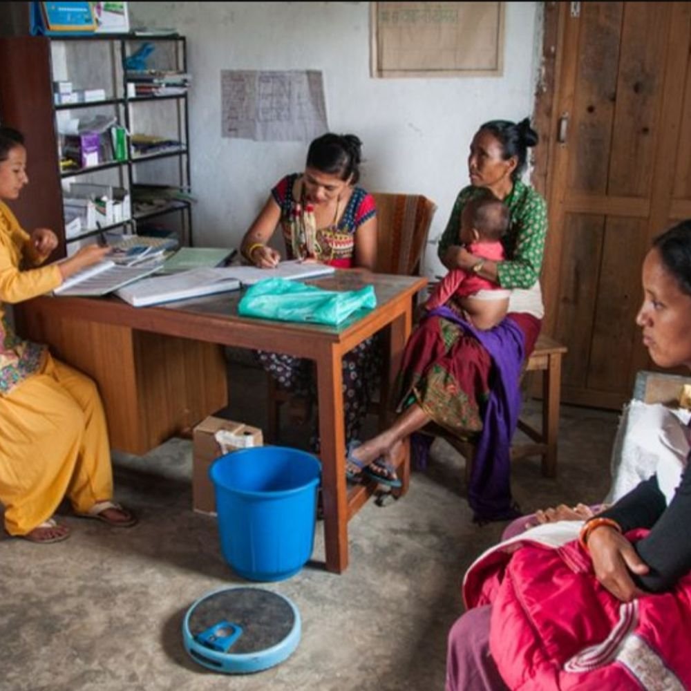 देश में घरेलू हिंसा दर 29.2% से घटकर 22.3% हुई:महिलाओं में मोटापा 7% बढ़ा; 96.5% घरों तक साफ पानी पहुंचा