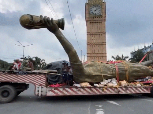 Kolkata Messi Statue Removed | Safety Concerns After Storm