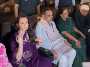 जयपुर में कंगना रनौत ने सीएम भजनलाल संग देखी फिल्म:एक्ट्रेस बोलीं- यह मेरे लिए खास दिन; 200 से ज्यादा नर्सेज पहुंचीं फिल्म देखने | ACTPnews