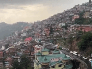 हिमाचल में अगले 24 घंटे फ्लैश फ्लड का अलर्ट:सावधान रहने की सलाह, कसौली में भारी बारिश; 81 किमी/घंटा की रफ्तार से तूफान | ACTPnews