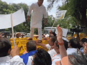 राज्यसभा नामांकन रद्द होने के खिलाफ मीनाक्षी की याचिका खारिज:सुप्रीम कोर्ट के फैसले के बाद बोलीं- पहले वोट चोरी होती थी, इस बार सीट चोरी हुई | ACTPnews