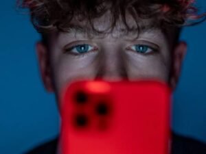 Social media ban may soon be imposed in Britain | ACTPnews