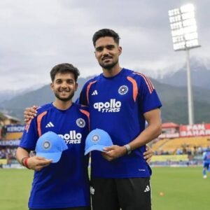 6.5 फीट के गुरनूर बराड़ भारत के तीसरे लंबे खिलाड़ी:डेब्यू वनडे में 27 रन देकर 3 विकेट हासिल किए; पिता चाहते थे बास्केटबॉल खेलें | ACTPnews