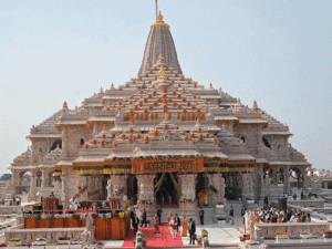 राम मंदिर चढ़ावा चोरी की जांच के लिए SIT पहुंची:अयोध्या में ट्रस्ट के संदिग्ध 8-10 कर्मियों को एक कमरे में बिठाया, 6 घंटे पूछताछ की | ACTPnews