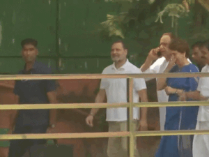 Rahul Gandhi Turns 56 | Priyanka Gandhi Joins Birthday Bash at Congress HQ | ACTPnews