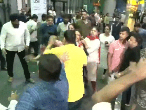 Kolkata Airport Clash: BJP TMC Workers Fight Over Eggs