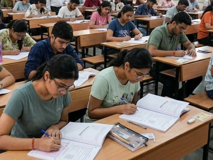 3 मई को NEET UG 2026 पेपर हुआ था, लेकिन की पुष्टि की बाद इसे रद्द किया गया था। File - Dainik Bhaskar