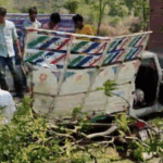 पिकअप वाहन ट्रक से टकराया, 4 मजदूरों की मौत:छिंदवाड़ा में लाशें सड़क पर बिखरीं, पोटली में समेटने पड़े टुकड़े; गाड़ी के भी परखच्चे उड़े | ACTPnews