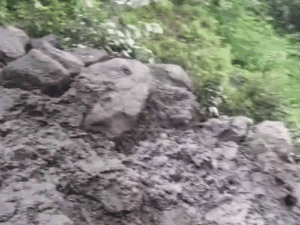 हिमाचल के किन्नौर में बादल फटने से फ्लैश फ्लड:शिमला में तेज बारिश, मानसून देरी से पहुंचेगा; अब तक सामान्य से 25% कम बरसे बादल | ACTPnews