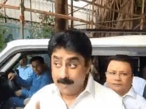 Mumbai MP Sanjay Patil Threatens Journalists | Abuses Reporters | ACTPnews