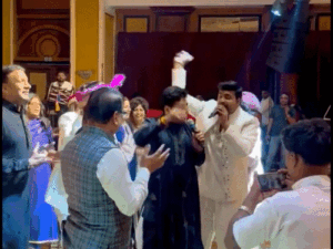 बेटी की शादी में नाचे तारक मेहता:शैलेश लोढ़ा की बेटी स्वरा की निजी समारोह में शादी; नहीं पहुंचे जेठालाल | ACTPnews