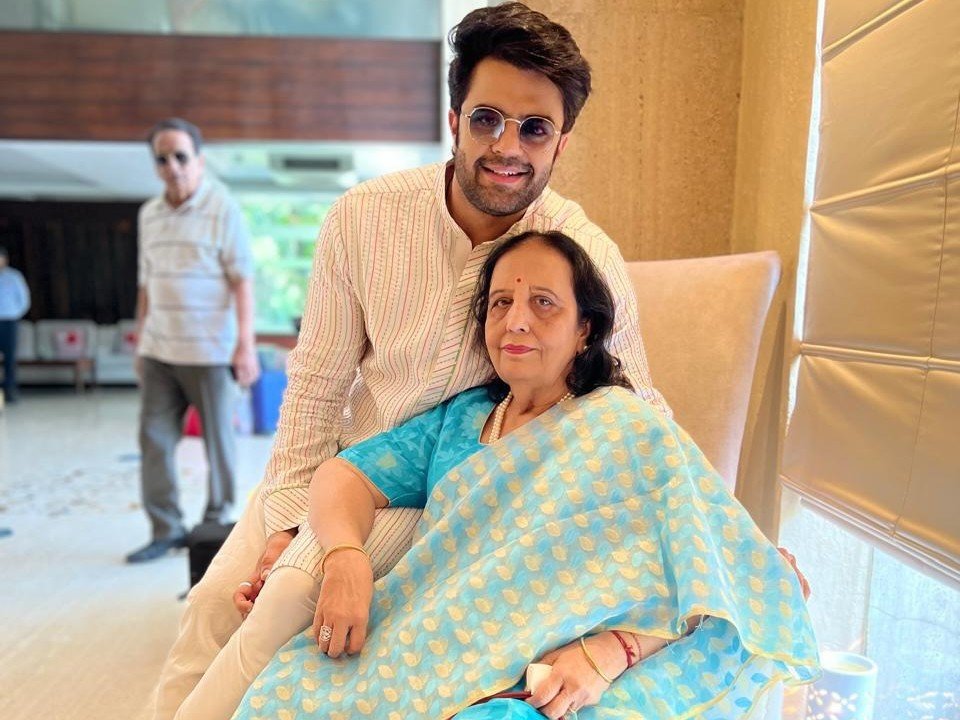 Manish Pauls Mother Urmil Paul Passes Away | ACTPnews