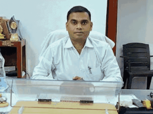 मंदसौर के जॉइंट कलेक्टर के खिलाफ वसूली वारंट:भरण-पोषण नहीं देने पर फैमिली कोर्ट का फैसला; साढ़े 5 लाख नहीं दिए तो हो सकते हैं गिरफ्तार | ACTPnews