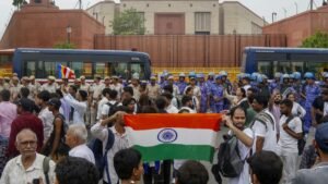 सौरव दास के दावों का दिल्ली पुलिस ने किया खंडन, लड़की पर हमले और 50 लोगों का सिर फूटने की खबर गलत | ACTPnews
