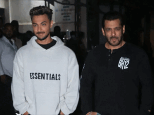 Ayush Sharma, Sonu Sood Condemn Lathicharge | ACTPnews