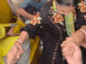 CJP आंदोलन में शबाना-प्रकाश राज का ट्रक पर चढ़कर प्रदर्शन:दिलजीत भी सपोर्ट में; हेमा बोलीं- प्रोटेस्ट का मतलब नहीं, कंगना ने कहा- डर गई थी | ACTPnews