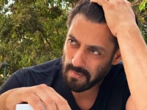 Salman Khan Shirtless Photo Caption; Student Protest | ACTPnews