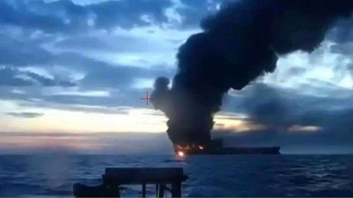 Black Sea में कमर्शियल जहाजों पर हमलों के बीच भारत ने जारी की एडवाइजरी, हेल्पलाइन नंबर भी जारी