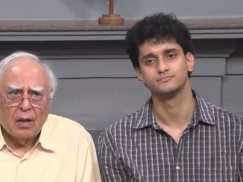 Cockroach Party Press Conference Delhi