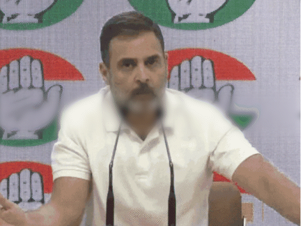 राहुल गांधी ने लिखा-सत्य और सत्याग्रह से डरती है सरकार:केन-बेतवा प्रभावितों को न मुआवजा मिला, न पुनर्वास; X पर आंदोलन की तस्वीरें शेयर कीं