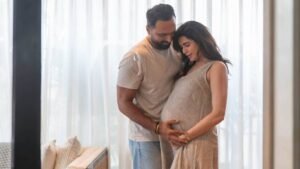 गुरु पूर्णिमा पर करिश्मा तन्ना के घर गूंजी किलकारी, शादी के 4 साल बाद पति वरुण बंगेरा संग किया पहले बच्चे का स्वागत | ACTPnews