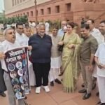 Priyanka Gandhi Meets Kalyan Banerjee in Parliament | ACTPnews