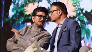 रजत शर्मा ने प्रसून जोशी को हिंदी रत्न से किया सम्मानित, बोले- उन्होंने बढ़ाया है हिंदी का गौरव | ACTPnews