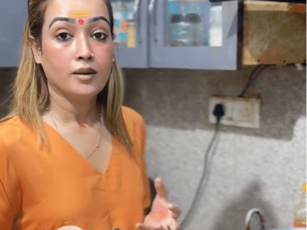 भोपाल में रहने वाली साध्वी हर्षानंद गिरि ने रविवार को सोशल मीडिया पर नया वीडियो जारी किया है। - Dainik Bhaskar