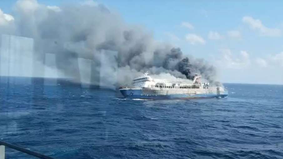 इंडोनेशिया की बोट में आग लगने से बड़ा हादसा, 5 लोगों की मौत और 41 लापता; Ferry में 271 थे सवार | ACTPnews
