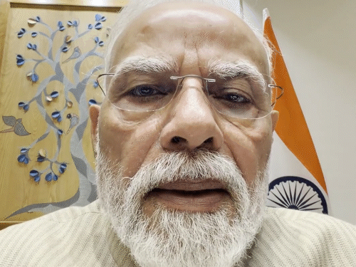 पीएम मोदी ने 23 जुलाई को पोस्ट किए वीडियो में पेपर लीक को गंभीर विषय बताया था। मामले पर फास्ट ट्रैक कोर्ट बनाने की बात कही थी। - Dainik Bhaskar