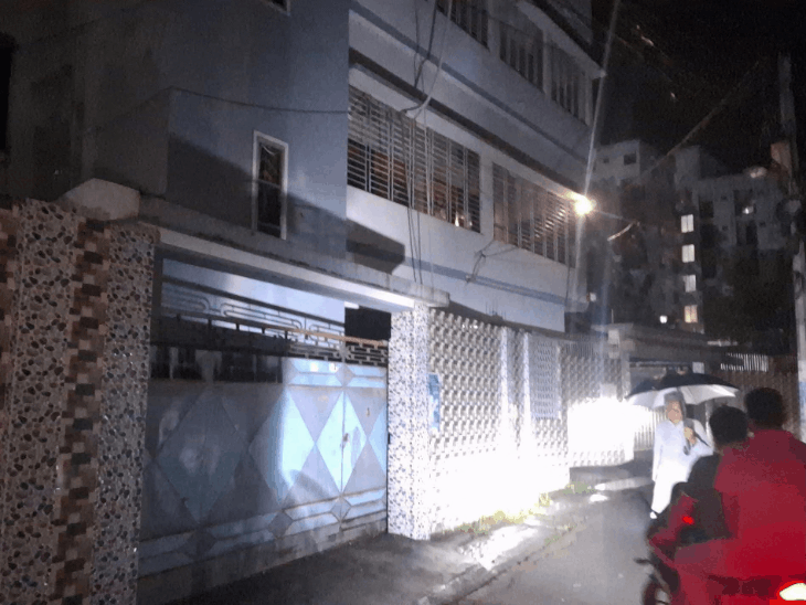 Bangladesh Situation After Sheikh Hasina Delhi Address Event Latest Update Photo Video Ex Cricketer Shakib Al Hasan house attack