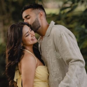 एक्ट्रेस जिया शंकर ने की बॉयफ्रेंड से सगाई:करण के साथ रोमांटिक तस्वीरें शेयर की; बोलीं- अचानक मिला मेरा सच्चा प्यार | ACTPnews
