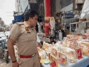 पूजा सामग्री फेंकने पर अर्जुन अवॉर्डी ACP को कोर्ट नोटिस:अतिक्रमण हटाने के दौरान गिराईं थीं मूर्तियां; दिनेश कुमार बोले-मुझे नहीं पता कब फेंकी सामग्री | ACTPnews