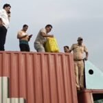 पुलिस को देखकर ट्रक छोड़कर भागा ड्राइवर, वाहन से निकला 13 करोड़ रुपये का ऐसा सामान कि सभी चौंक गए | ACTPnews
