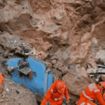 मुंबई के घाटकोपर में लैंडस्लाइड, 6 की मौत:4 घायल; मलबे में दबे लोगों की कैमरों से तलाश, संकरी गलियों में मशीनों का पहुंचना मुश्किल | ACTPnews