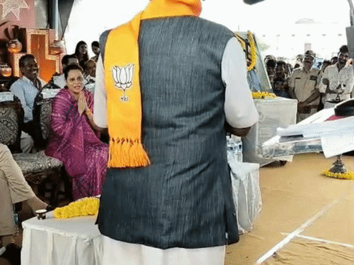 BJP विधायक ने माता सीता को बताया ‘मौत का सामान’:बोले- युद्धों में पुरुष मरे, महिलाएं नहीं; महिला विधायक ने टोका, बोलीं- महिलाओं ने भी बलिदान दिए