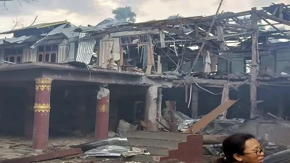 म्यांमार में बौद्ध मठ पर सेना ने किया हवाई हमला, 14 लोगों की मौत; 20 घायल