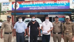 देहरादून में सड़क पर मारपीट और पिस्टल लहराकर धमकाने के मामले में 3 आरोपी गिरफ्तार, हथियार भी बरामद | ACTPnews