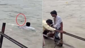 गंगा में बह रहा था 70 साल का बुजुर्ग, हर की पैड़ी पर फिर जो हुआ उसे कैमरे ने कर लिया कैद; VIDEO वायरल | ACTPnews