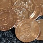 अमेरिका में $1 के सिक्के पर ट्रम्प की तस्वीर:250वीं वर्षगांठ पर जारी हुआ, बिक्री शुरू होने के कुछ घंटे बाद आउट ऑफ स्टॉक | ACTPnews