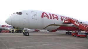 गांजा पीकर विमान उड़ा रहा था पायलट, Air India ने नौकरी से निकाला; 300 फीट नीचे आई थी फुकेट-दिल्ली फ्लाइट | ACTPnews