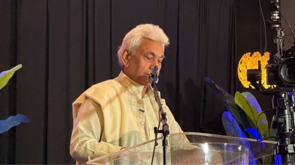 'भारत सिर्फ AI का बाजार नहीं, अग्रणी निर्माता बने', शिकागो में आयोजित IIT-BHU ग्लोबल मीट में बोले मनोज सिन्हा