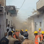 MP शराबकांड- करणी सेना नेता के घर पर चला बुलडोजर:सागर में 3 आरोपियों के 6 मकानों पर एक्शन; 3 JCB के साथ फोर्स तैनात | ACTPnews