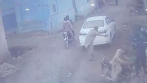 VIDEO: लश्कर सरगना हाफिज सईद का करीबी मारा गया, कराची में चार बंदूकधारियों ने गोलियों से किया छलनी | ACTPnews