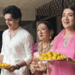 सुनीता आहूजा के घर गणपति बप्पा की पूजा:बेटे यशवर्धन-बेटी टीना रहे मौजूद, पत्नी ने बताया गोविंदा क्यों नहीं पहुंचे | ACTPnews
