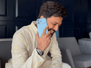 Mumbai iPhone Launch | Vicky Kaushal, Riteish, Genelia Photos & Celebs | ACTPnews